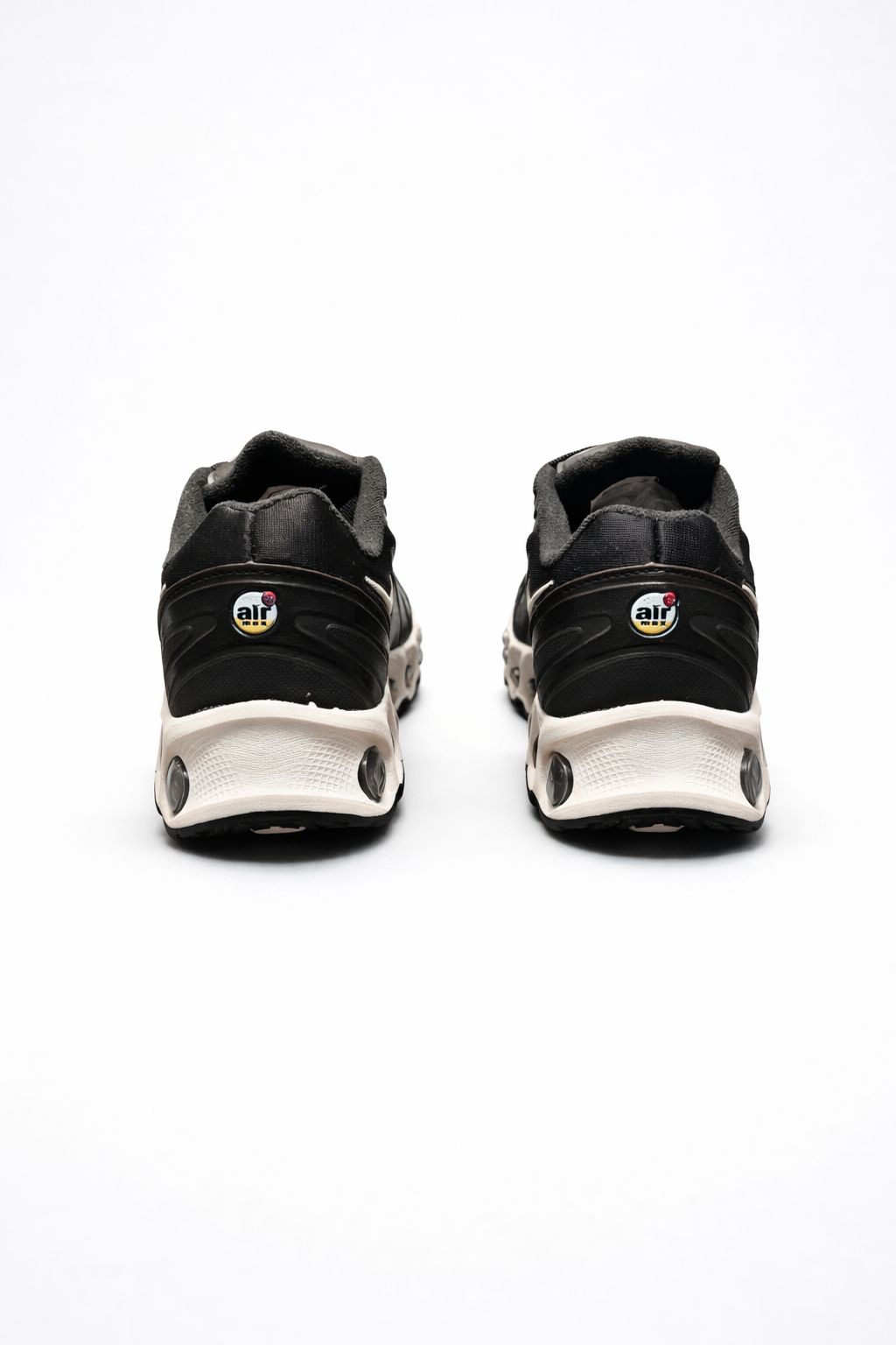 Nike DN Preto Branco