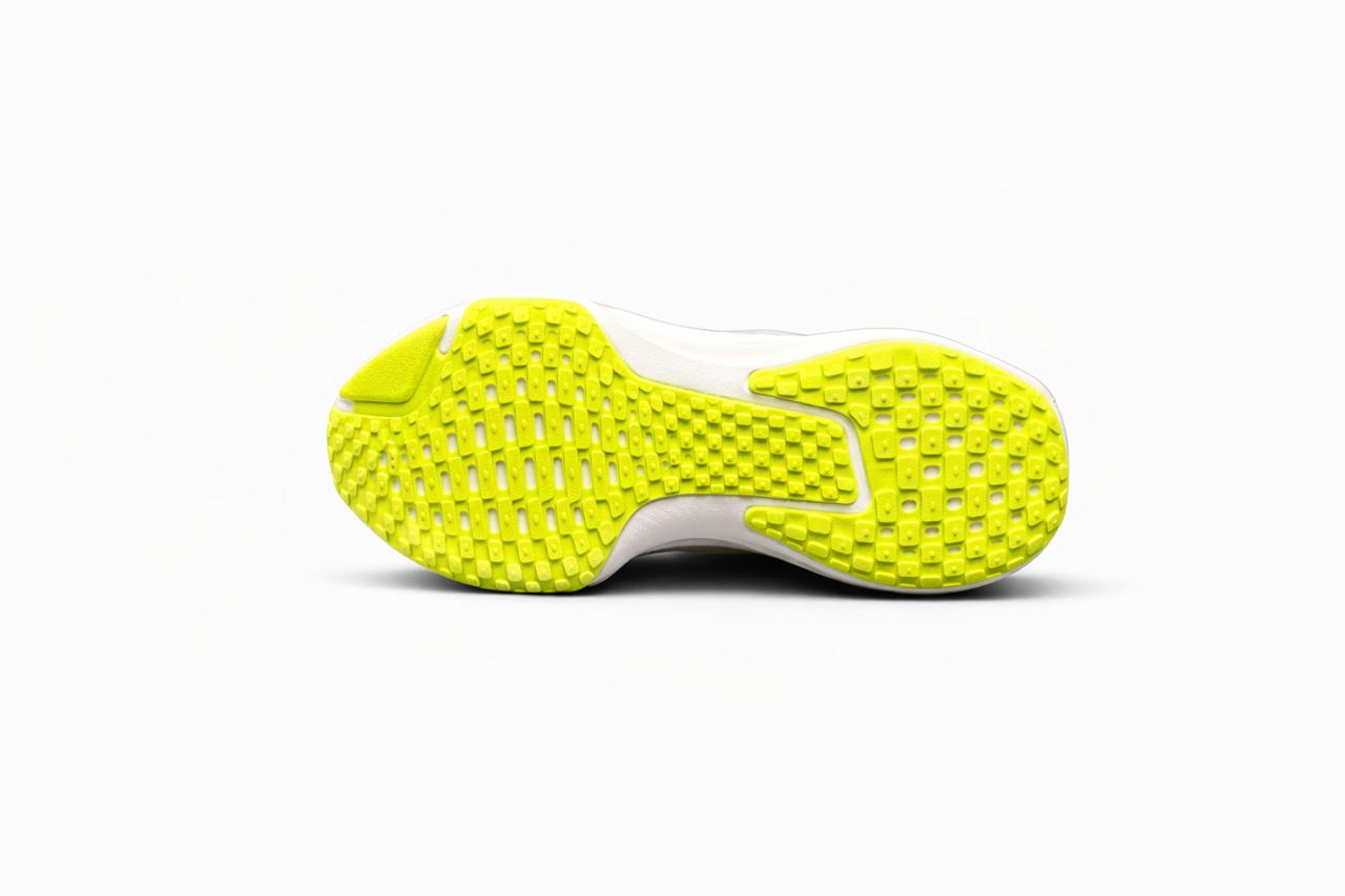 Nike Zoomx Invencible Branco Verde