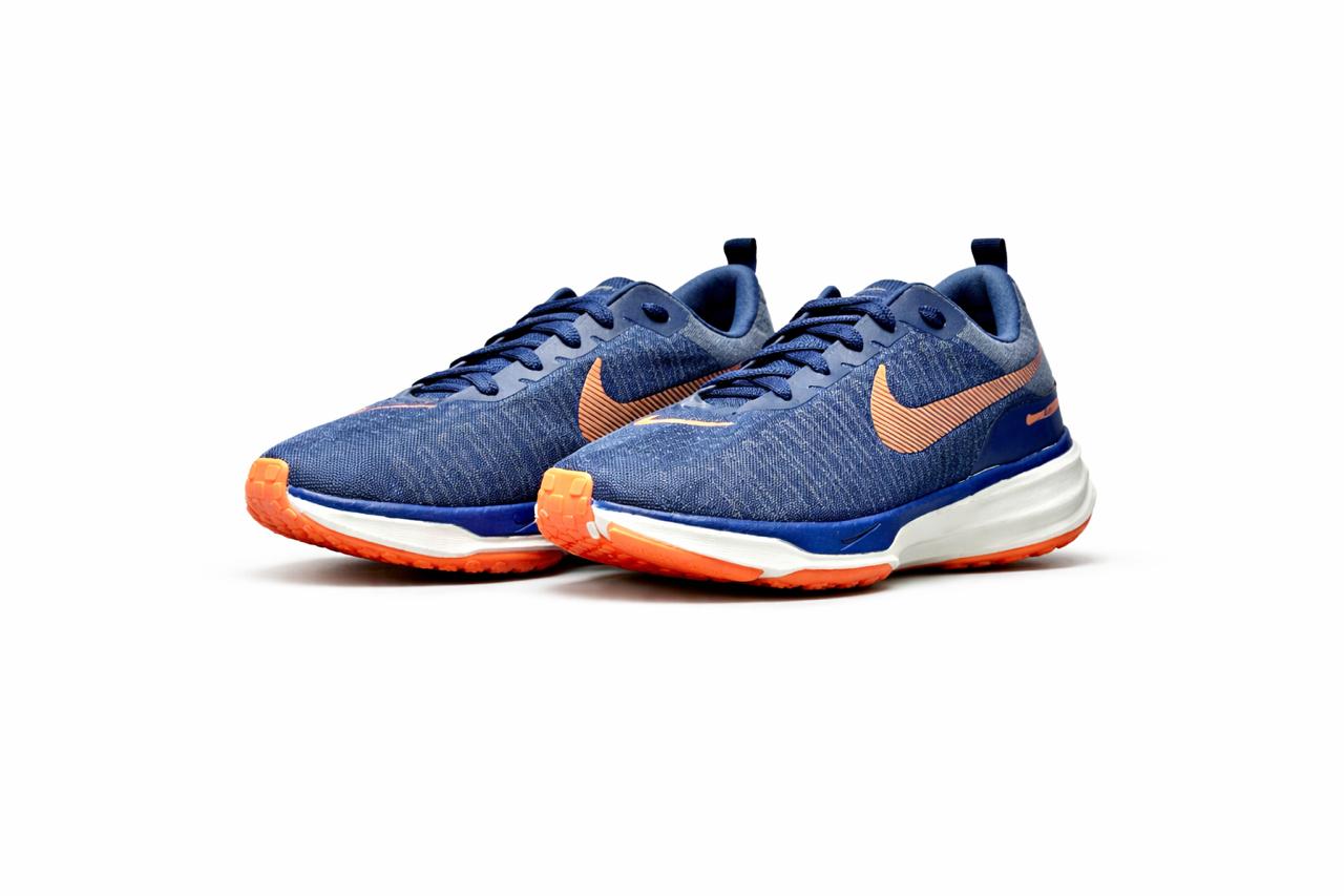 Nike Zoomx Invencible Marinho Laranja 